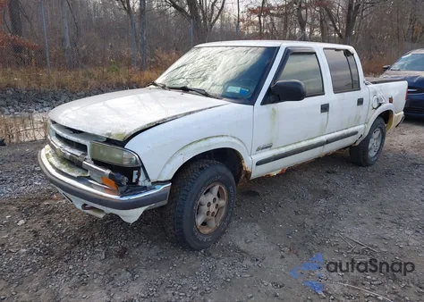 2002 Chevrolet S-10 Ls z USA, uszkodzony, nr VIN 1GCDT13W02K238811
